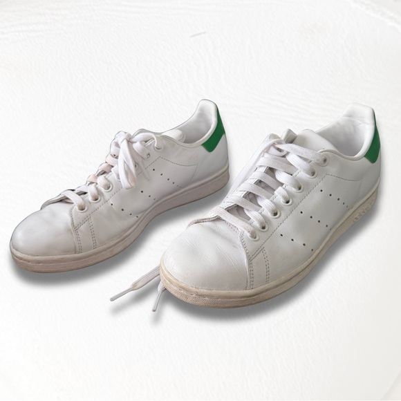 Adidas Stan Smith White and Green Shoes - Picture 2 of 6